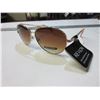 Image 1 : New Revlon Sunglasses 100% protection