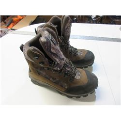 Rocky Mens Hikers  / Waterproof size 10w / cust returned wrong size