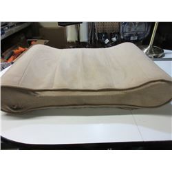 Dog Bed 20 x 30 x 4 Zipper cover for easy washing / Tan