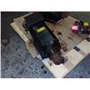 Image 1 : FANUC A06B-0855-B200#0002 AC SPINDLE MOTOR **CASE BROKEN**