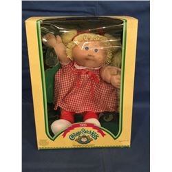 Cabbage Patch Kids box with doll and a certificate Renata Lenore in a 1985 box.