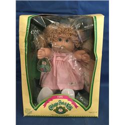 Cabbage Patch Kids box with doll and a certificate Sonia Linet in a 1985 box.