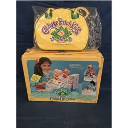 Cabbage Patch Kids Babyland Check up Hospital in original box & mint Carry ON