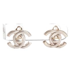 Chanel Silver CC Turn Lock Vintage Clip On Earrings 96P