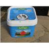 Image 1 : LOT OF 2 MYKE TREE & SHRUB SUPPLEMENT 4L/1KG, RETAIL $39.99 EACH (2 TIMES BID PRICE)