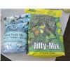 Image 1 : 2-11L JIFFY MIX AND 1- 5L PROFESSIONAL AFRICAN VIOLET MIX