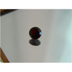 GEMSTONE - GARNET - ROUND FACETED - 5.1 X 2.9mm