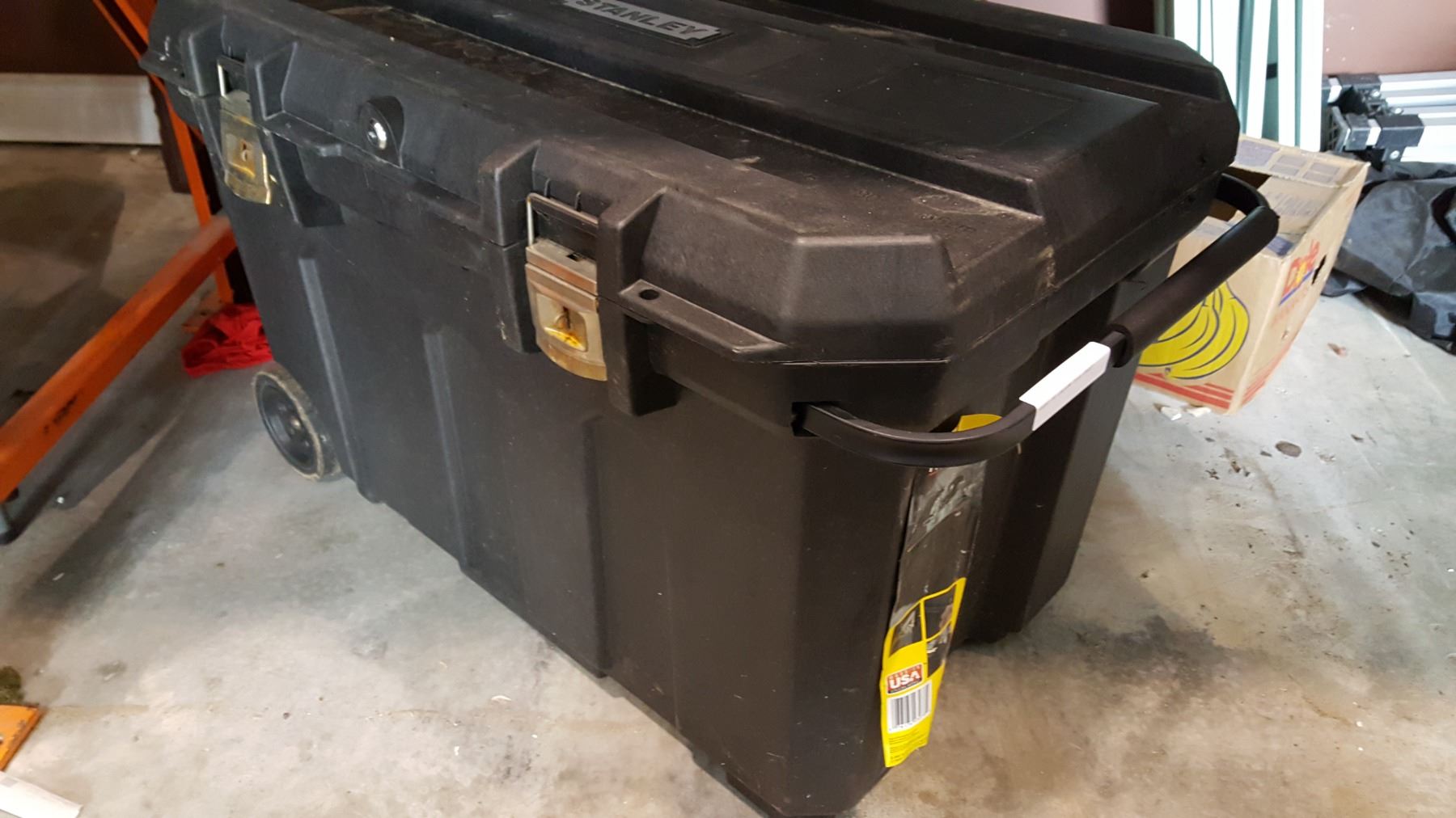 Stanley 50 gallon mobile chest Clearance