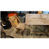 Image 2 : 3 PIECE FOLDING WOOD PATIO TABLE