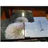 Image 1 : 4 NEW FLOWER PRINTS