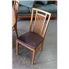 Image 3 : 1 OAK ROUND TABLE W/ EXTENTION LAZY SUZAN AND 4 CHAIRS