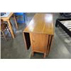 Image 3 : OAK GATELEG DINING TABLE
