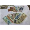 Image 2 : WORLD CURRENCY