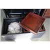 Image 3 : HASSOCK WITH FLIP OVER TRAYS