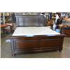 Image 1 : NEW ASHLEY SIGNATURE KINGSIZE DARK FINISH PANEL BED FRAME AND 2 MATCHING 3 DRAWER ENDTABLES, MINOR C
