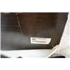 Image 2 : MODERN DOUBLE SIZE WHITE LEATHER AND DARK FINISH HEADBOARD