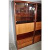 Image 2 : 3 PC BAR UNIT W/ GLASS DOORS