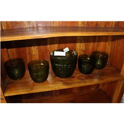 VINTAGE GREEN PLANTER SET