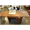 Image 1 : BERNINA SEWING MACHINE IN TABLE