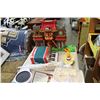 Image 2 : LOT OF TOYS