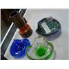 Image 2 : LOT OF ART GLASS AND FIGURES
