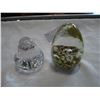 Image 2 : TWO GLASS VINTAGE PAPER WEIGHTS SIGNED WATERFORD AND LOAFING GLASS
