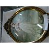 Image 2 : 2 OVAL FRAMED BOW GLASS PRINTS