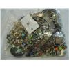 Image 2 : BAG OF JEWELRY