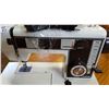 Image 2 : BROTHER SEWING MACHINE
