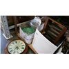 Image 1 : 2 BOXES OF CRYSTAL AND CLOCKS