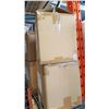 Image 2 : 4 BOXES OF FLOOD LIGHT BULBS