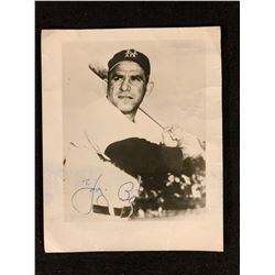 YOGI BERRA SIGNED 3" X 5" PHOTO CARD