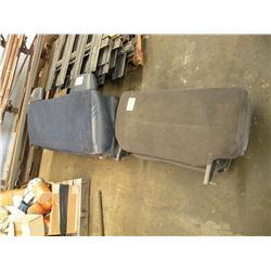 Pr bench seats