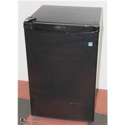 DANBY DESIGNER MINI BAR FRIDGE