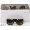 Image 1 : FLAT OF QUALITY DESIGNER SUNGLASSES