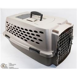 PET CARRIER 12"H X 23"L X 15" W