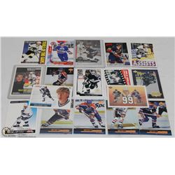 LOT OF 17 WAYNE GRETZKY HOCKEY CARDS