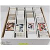 Image 1 : BOX OF OVER 3000 HOCKEY CARDS ASSORTED SETS AND