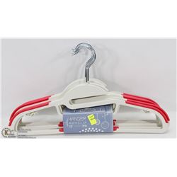 BUNDLE OF 10 NEW NO SLIP HANGERS