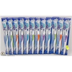 BUNDLE OF TOOTH BRUSHES