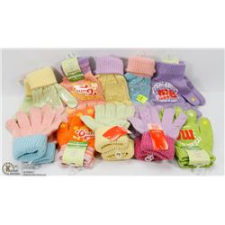 BUNDLE OF WOMEN'S GLOVES