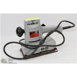 SKIL DUAL ACTION SANDER