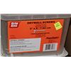 Image 1 : TUB OF GRIP RITE DRYWALL SCREWS3"X8/7.62CM