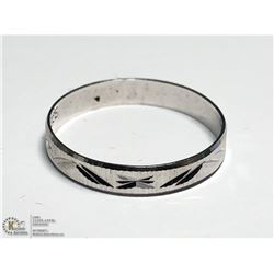 SILVER RING SIZE 6.5