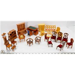 FLAT OF WOOD DOLL FURNITURE.