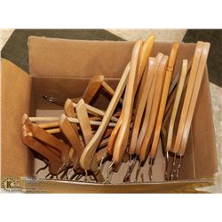 LOT OF 18 HEAVY DUTY WOODEN CLOTHES HANGERS