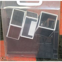 BUNDLE OF JEWELRY DISPLAY BOXES