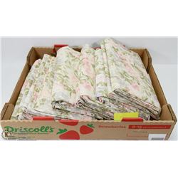 FLAT OF NEW QUEEN SIZE FLAT SHEETS