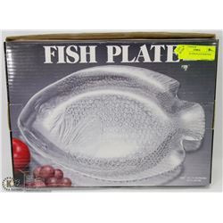 NEW GLASS FISH PLATE SERVING TRAY