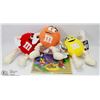 Image 1 : 3 M&M  COLLECTIBLES AND A  PICTURE